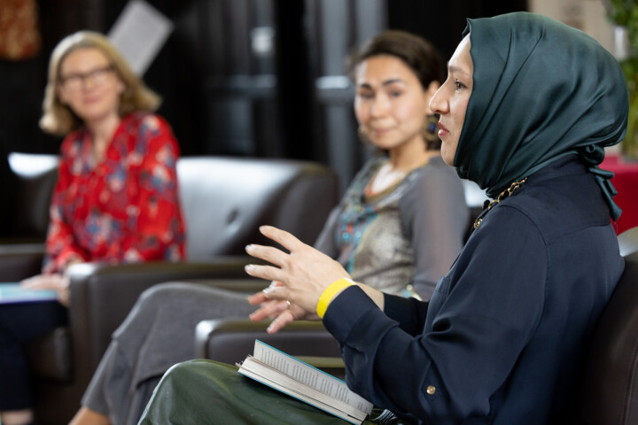 Mary Hockaday, Parwana Fayyaz and Kübra Gümüşay 2