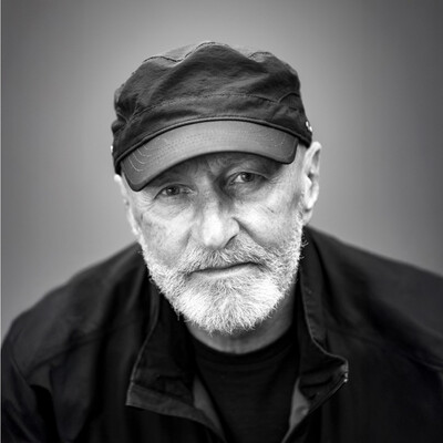 Headshot of Martin Bond