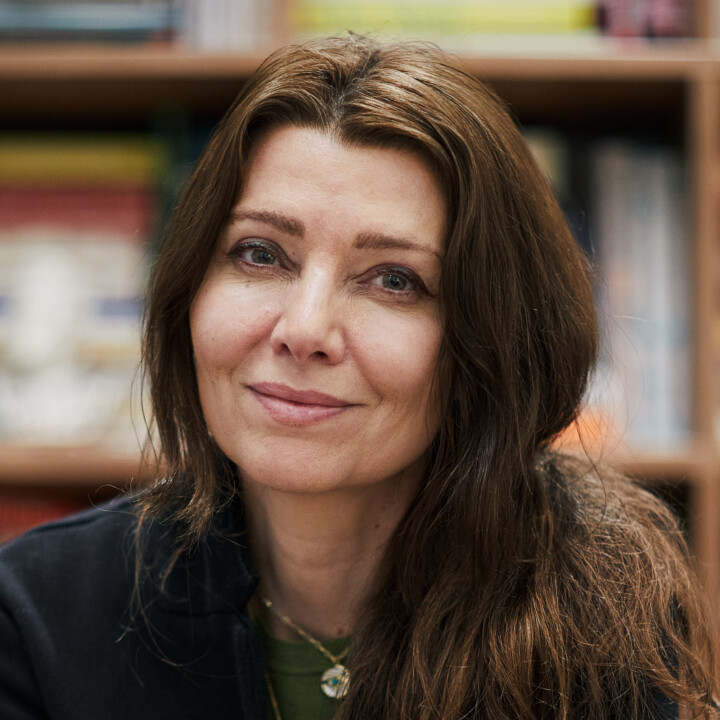 Headshot of Elif Shafak
